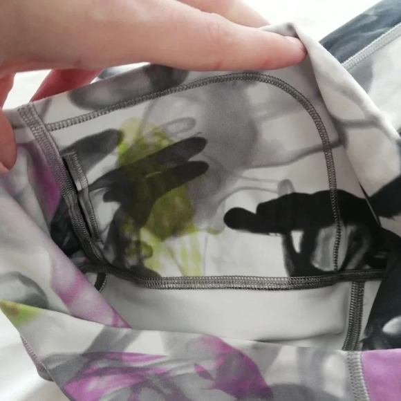 Lululemon Align Leggings High Rise 17" Crop Throwback Print White Green Purple 4 - Picture 10 of 15